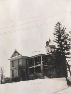 Betty Nelson home in West Bend