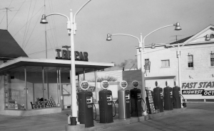 Tri Par gas station