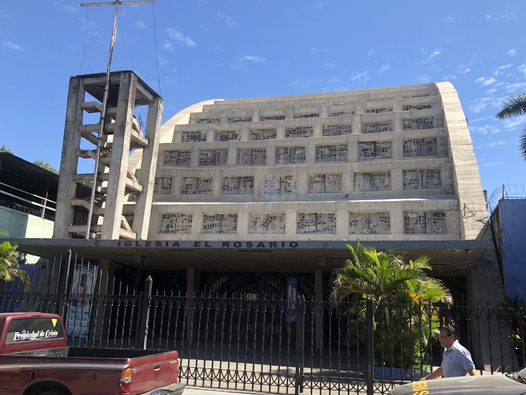 Church in San Salvador palm