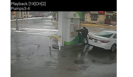 Slinger PD looks for suspect in gas driveoff