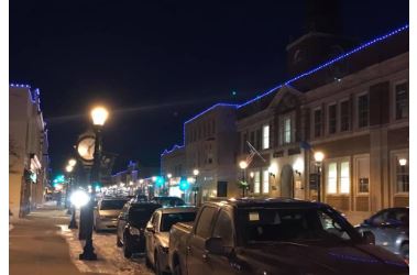 Hartford lights show thin blue line