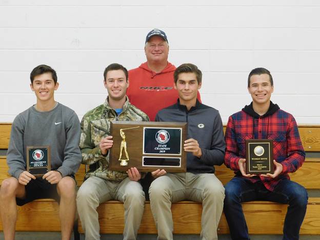 Jacob Eichline, Josh Bohn, Brad Halverson and Antonio Feciskonin, Coach John Minz