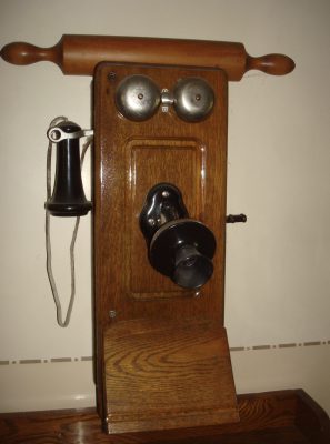 Wall crank telephone