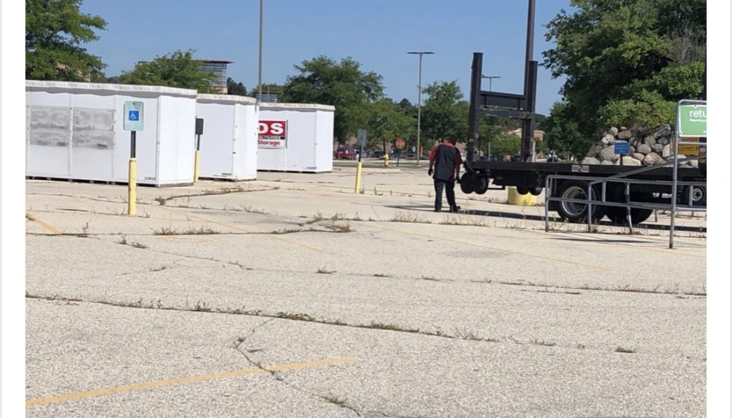 Storage pods outside ShopKo