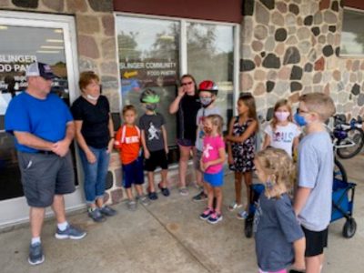 Slinger lemonade stand