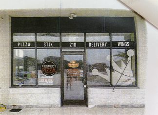 First look at storefront for the new Toppers Pizza in West Bend Toppers Pizza