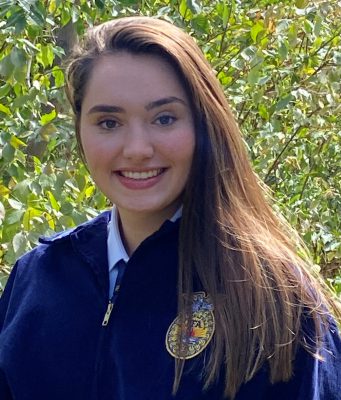 Macy Ragsdale FFA award winner