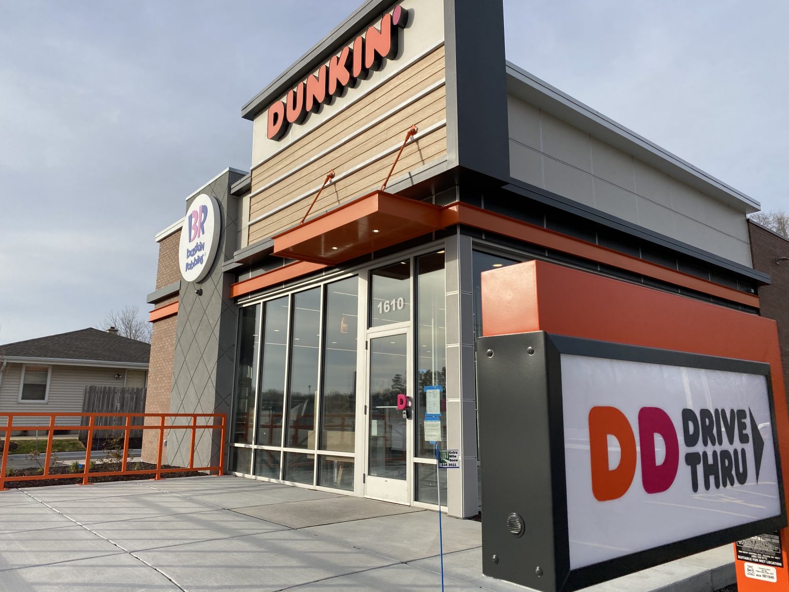 Sneak peek inside the new Dunkin' Donuts / Baskin Robbins in West Bend