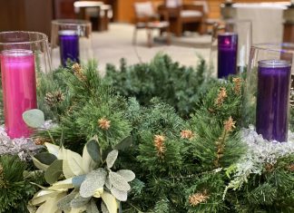 Advent candle, wreath