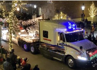 West Bend Christmas Parade