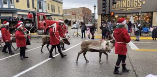 Santa, Reindeer, Hartford Parade