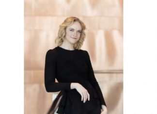 Behind-the-scenes with Kathryn Flynn as she preps for November 22 recital Kathryn Flynn
