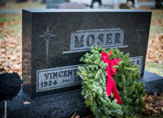wreaths, Moser grave