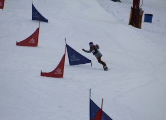 Slinger High School snowboard team crushes it at Alpine Valley Resort | By Delaney Braun