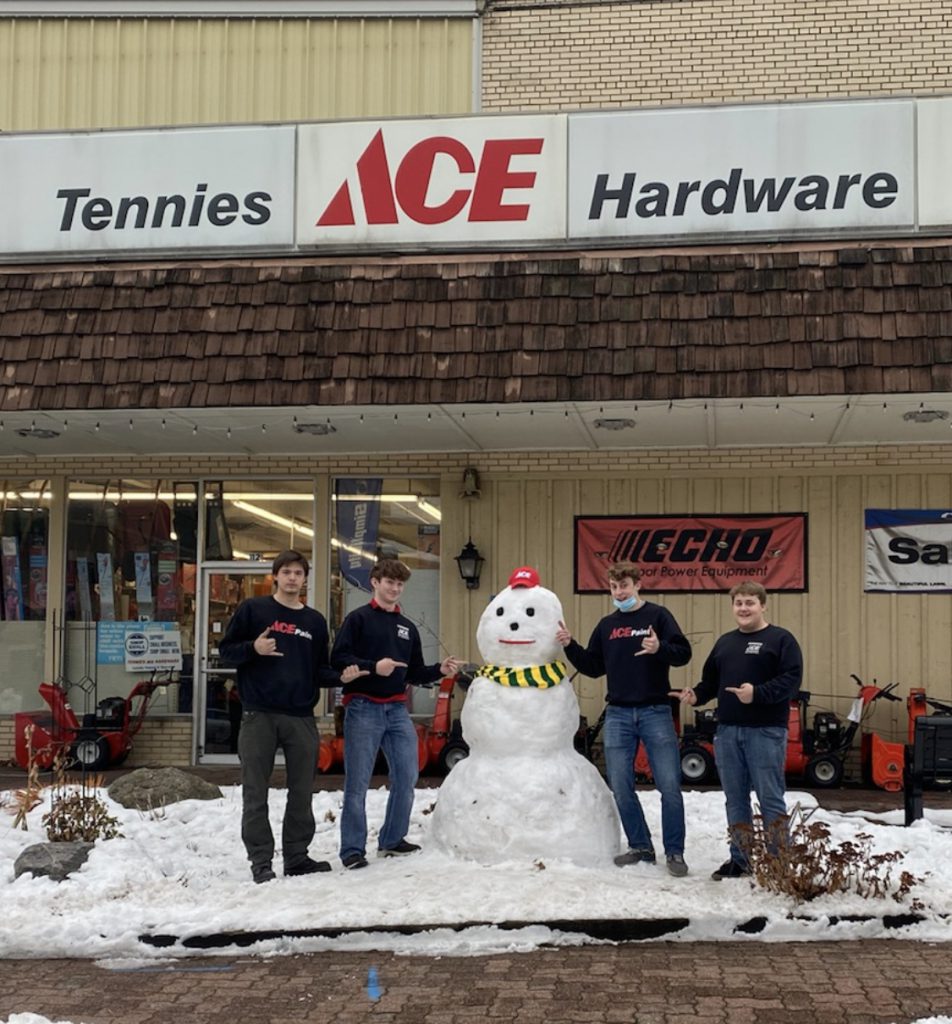Tennies Hardware snowman
