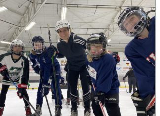 VIDEO | Olympic hockey gold medalists skates with girls at Kettle Moraine Ice Center Decker