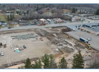 VIDEO | Installing new storm sewer line at incoming Kwik Trip on 18th Avenue