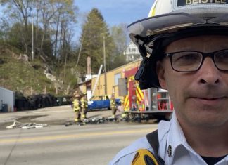 VIDEO | Smoky fire at Habitat for Humanity Restore in West Bend Chuck, fire