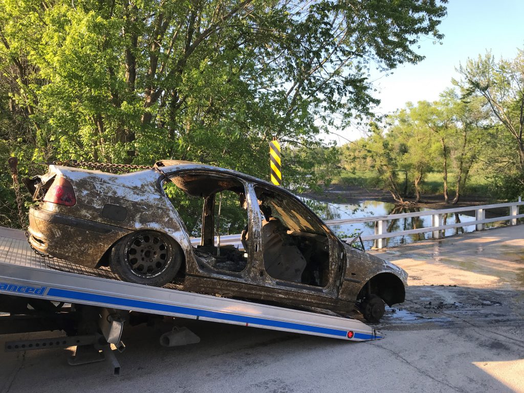 car, river, Dodge Co, vehicle