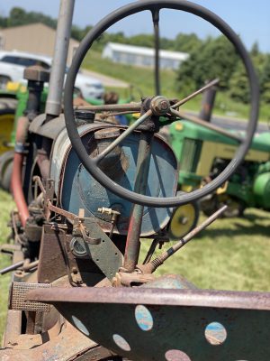 tractor antique