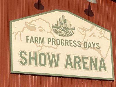 show arena, Farm, Fair