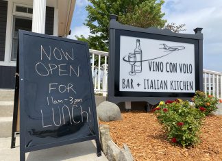 Debut of new sign and lunch menu at Vino con Volo Bar + Italian Kitchen in West Bend, WI Vino con Volo