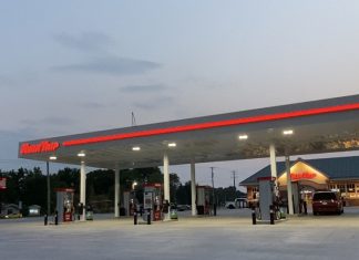 Kwik Trip No. 3 opens in West Bend, WI Kwik Trip