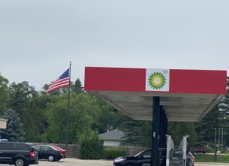 VIDEO | Casey’s General Store in Town of West Bend, WI sold Casey's to Refuel, BP