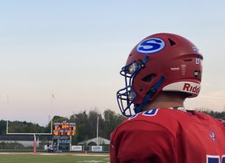 VIDEO | Slinger drops Menomonee Falls in non-conference win at home slinger football