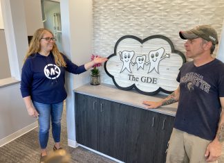 VIDEO | Opening day for Gentle Dental Emporium in the Town of West Bend, WI