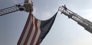 flag , 9/11 memorial