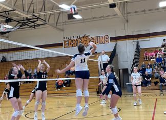 West Bend West JV1 volleyball scores big win vs. Hartford | By Gianna Hemauer jV1 volleyball