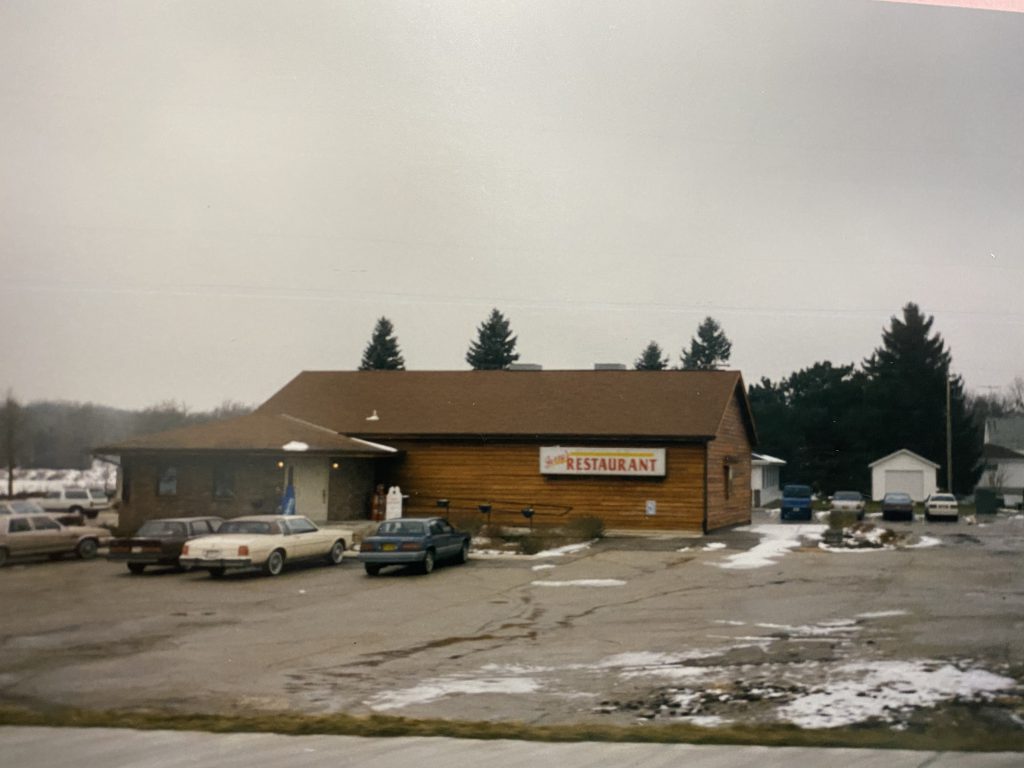 pinewood, braising pan