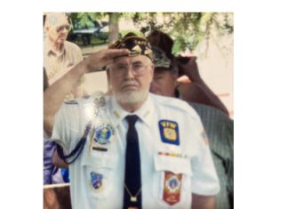 November 6, 2021, Honor Flight: Air Force veteran Michael Carney of Slinger
