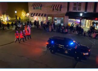 VIDEO | Winners of West Bend Christmas Parade West Bend Colorguard