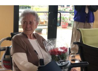 VIDEO | Happy 103rd birthday Doris Yach at Cedar Bay Doris Yach