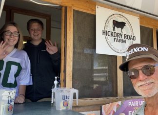 VIDEO | A family atmosphere at West Bend Lakes Golf Club in Town of Trenton, WI