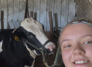 Bo is growing like a 1,300-pound weed | By Ella Walecki Ella and Bo