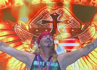 VIDEO | PHOTO GALLERY | Bret Michaels at the Washington County Fair
