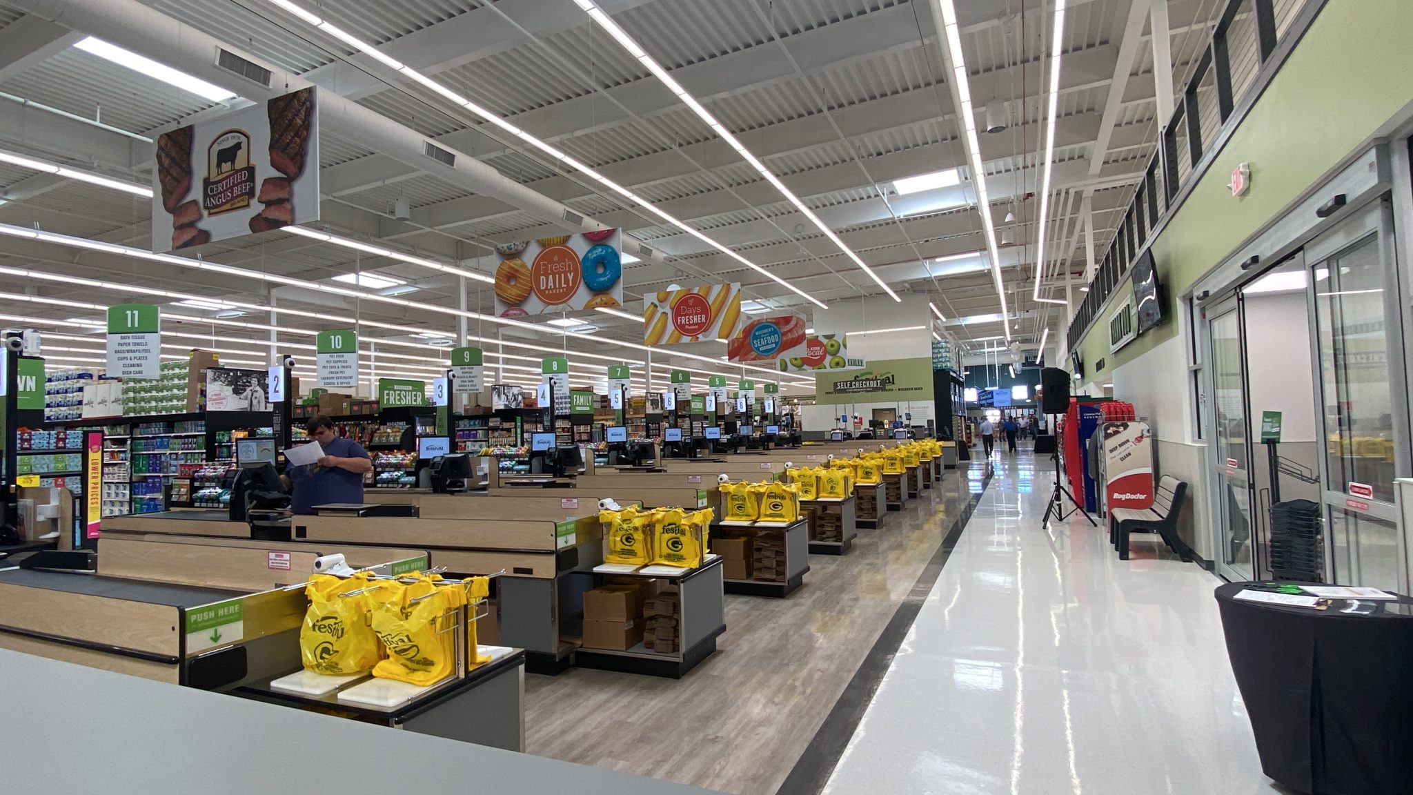 VIDEO REAL ESTATE Sneak peek inside the new Festival Foods in
