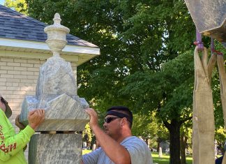 VIDEO | 115-year-old monument in Union Cemetery restored | By Darren Schacht