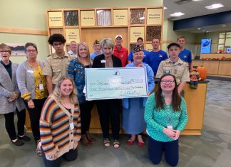VIDEO | Horicon Bank donates $4,000 to Honor Flight