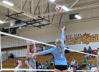 West Bend West Varsity volleyball wins 3-5 against Port Washington Pirates | By Maddie Abel & Kylee Altendorf