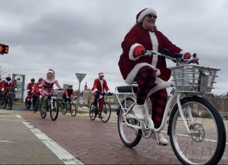 VIDEO | Strong turnout for 8th annual Santa Ramp-up in West Bend, WI