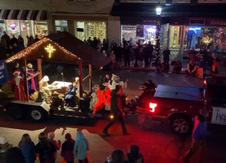 VIDEO | Rebroadcast of the 70th annual West Bend Christmas Parade | Sponsored by Boss Realty