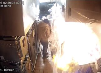 VIDEO | Fire at restaurant on Paradise Drive in West Bend, WI | By Captain Kenny Asselin