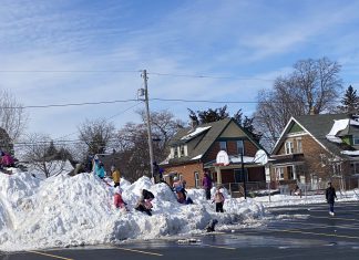 Incoming winter weather prompts schools across Washington County to cancel class Tuesday