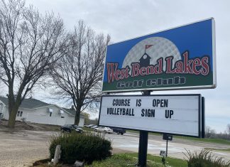 Volleyball league signup at West Bend Lakes Golf Club