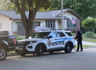 VIDEO | Man taken into custody following extended standoff with police in West Bend, WI