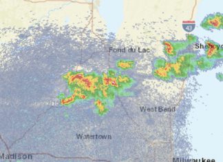 Rumbles of thunder as storms pass through northern Washington County, WI